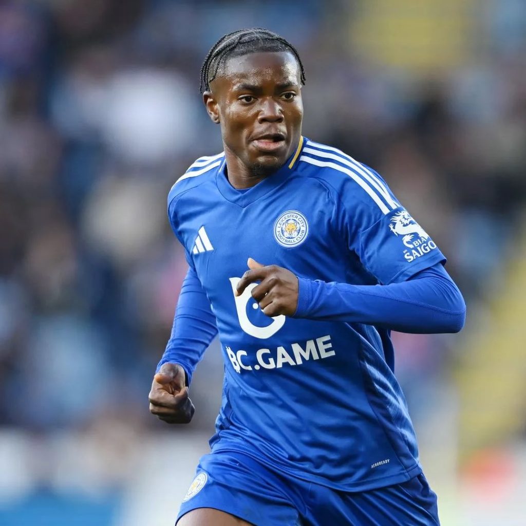 Issahaku Abdul Fatawu ailier droit ghanéen Leicester City Championship