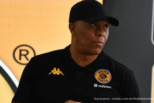 Khumalo défend Sundowns : « Ces gars ont porté la fierté de la nation à un autre niveau »