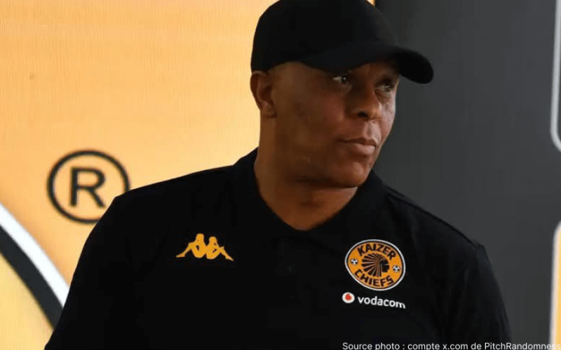 Khumalo défend Sundowns : « Ces gars ont porté la fierté de la nation à un autre niveau »