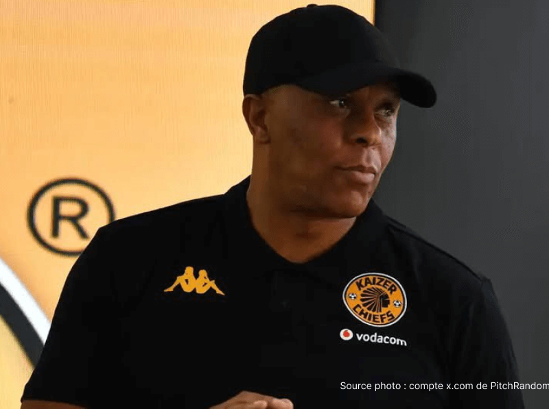 Khumalo défend Sundowns : « Ces gars ont porté la fierté de la nation à un autre niveau »