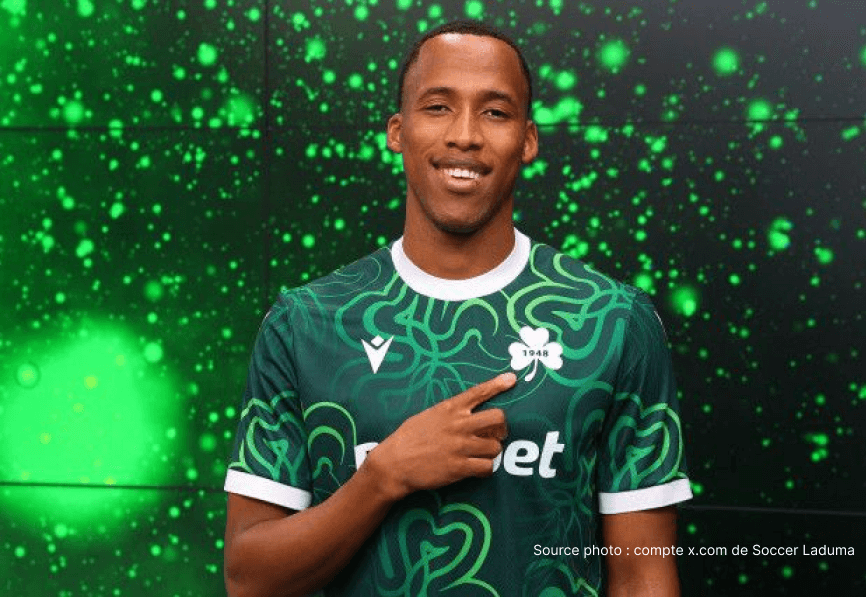 Mihlali Mayambela ailier Afrique du Sud 24 ans Omonia Nicosie Chypre Kaizer Chiefs débuts blessure