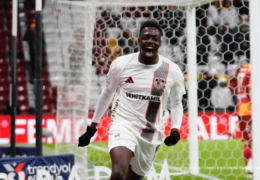 Moussa Théa milite pour la continuité de Mohamed Bayo en Turquie : un transfert définitif à Gaziantep en discussion