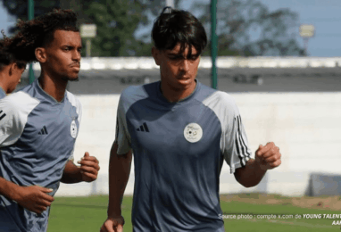 Oussama Benkou : « Mon objectif est de m'imposer dans l'équipe première de Saint-Étienne »