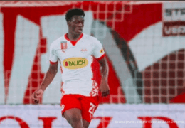 Joane Gadou défenseur central franco-ivoirien de 19 ans signe officiellement au Borussia Dortmund pour cinq saisons — annonce du 12 mai 2026