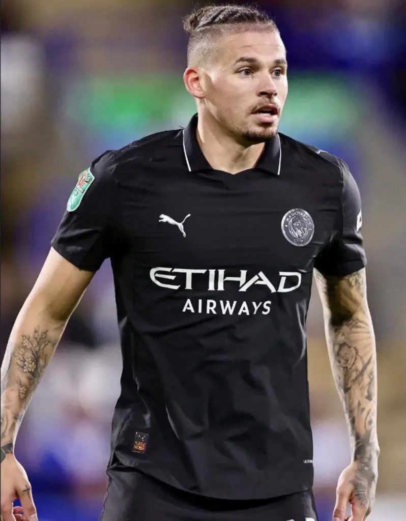 Mercato hivernal : l'ancien international anglais, oublié par Guardiola, file en deuxième division. Quatre titularisations en quatre ans à City.