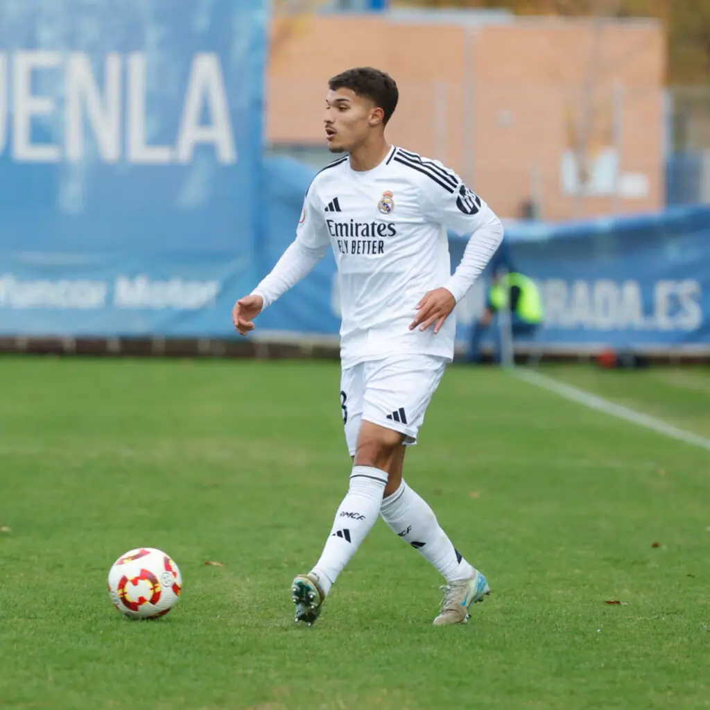 Youssef Enríquez arrière gauche Deportivo Alavés Liga marocain