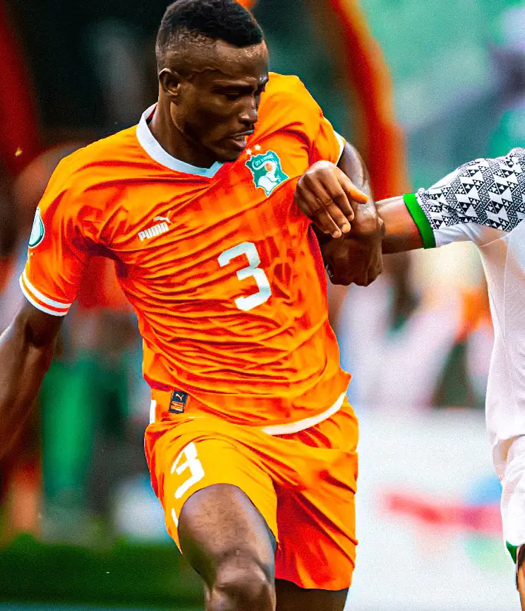 Arthur Boka ancien international ivoirien latéral gauche VfB Stuttgart