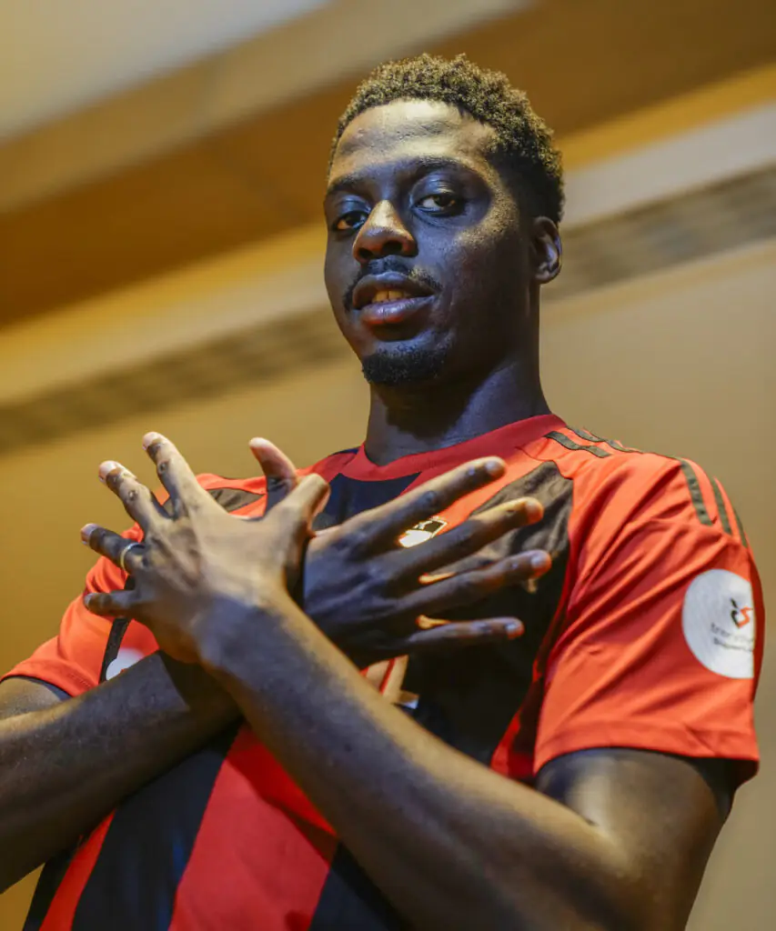 Moussa Théa entraîneur des jeunes Liverpool FC ancien international guinéen