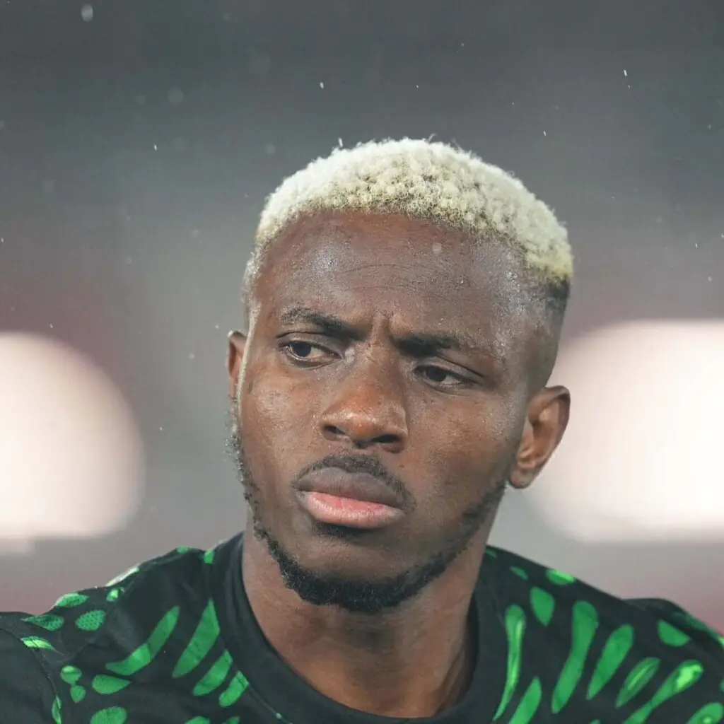 Victor Osimhen international nigérian Super Eagles