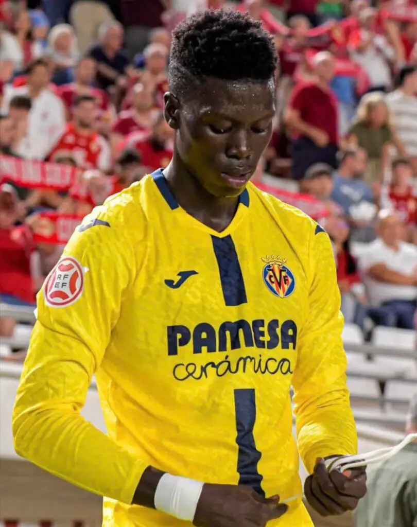 Abdou Diallo célébrant la victoire en finale de la CAN 2022 avec les Lions du Sénégal