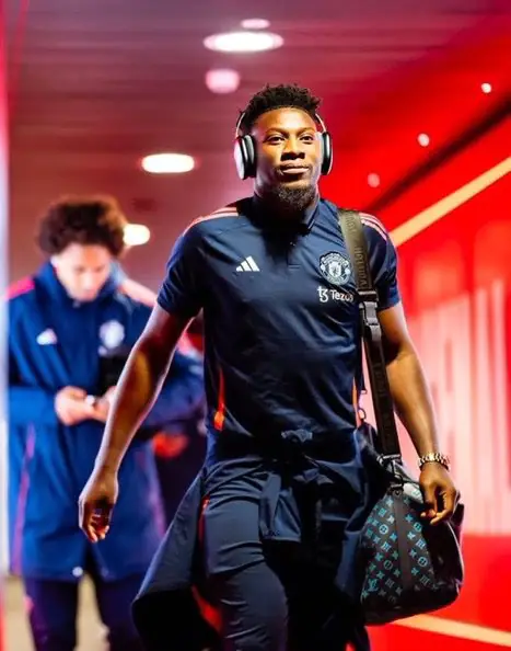 Onana sous le maillot de l'Inter Milan lors de la finale Champions League