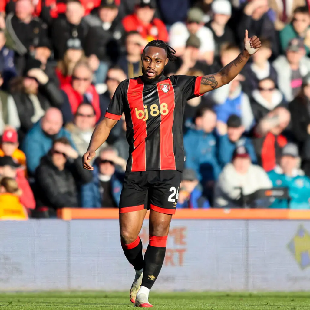 Antoine Semenyo attaquant Manchester City célébrant un but Premier League 2026