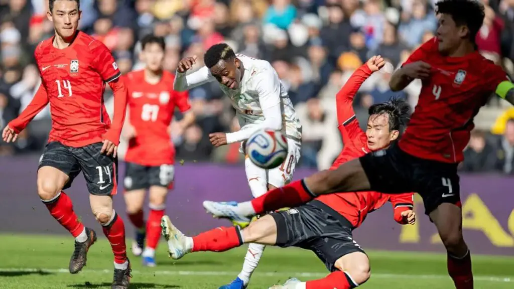 Mexique joueurs célèbrent match nul Portugal Estadio Azteca amical mars 2026
