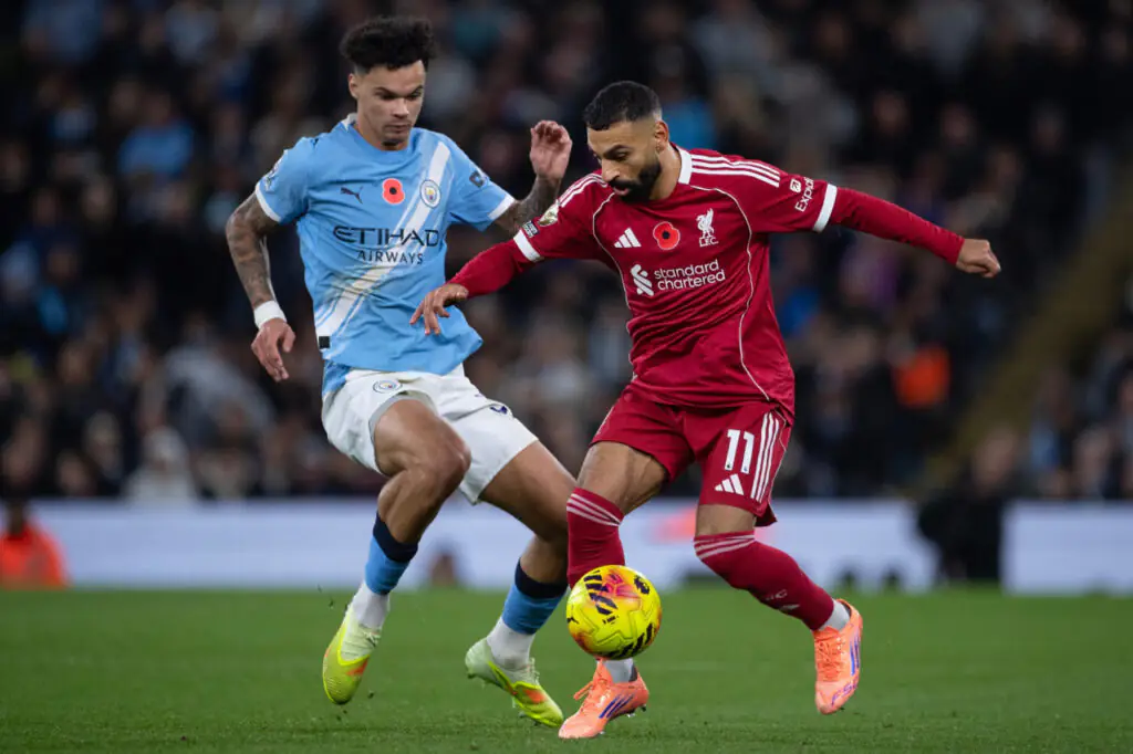 Arne Slot manager de Liverpool en conférence de presse