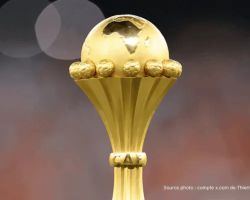 La CAF envisage un plan B pour la CAN 2027 : délocaliser le tournoi en Afrique du Sud face aux retards alarmants au Kenya et en Ouganda. Tanzanie seule prête.
