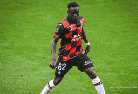 Arthur Avom Lorient : libre cet été, la Premier League en pole