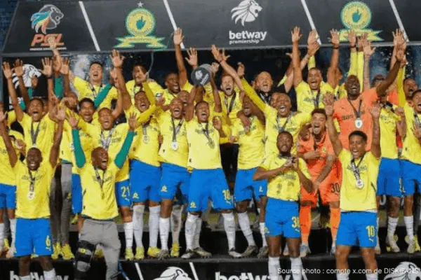 Patrick Maswanganyi célèbre son but lors de Magesi Orlando Pirates 0-3 au Peter Mokaba Stadium le 9 mai 2026 — Betway Premiership J28