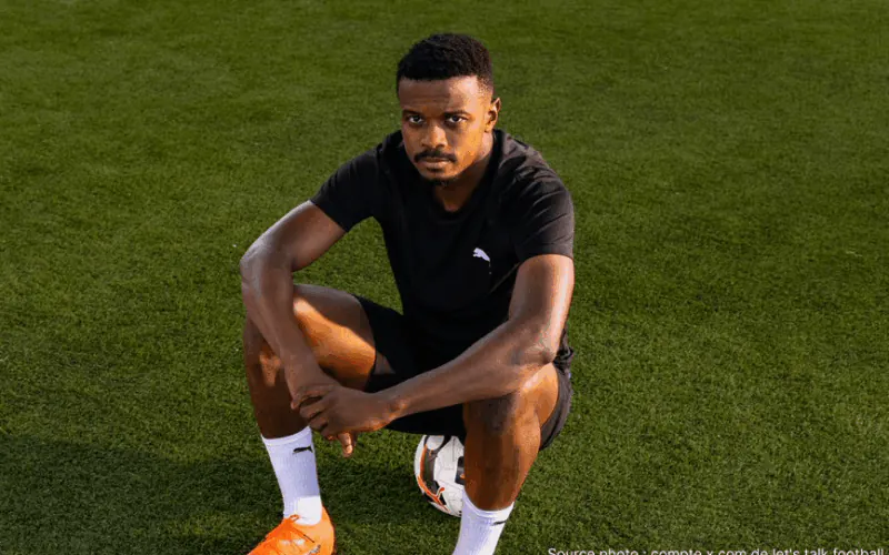 Teboho Mokoena milieu de Mamelodi Sundowns et Bafana Bafana avant un éventuel transfert européen — saison Betway Premiership 2025/26