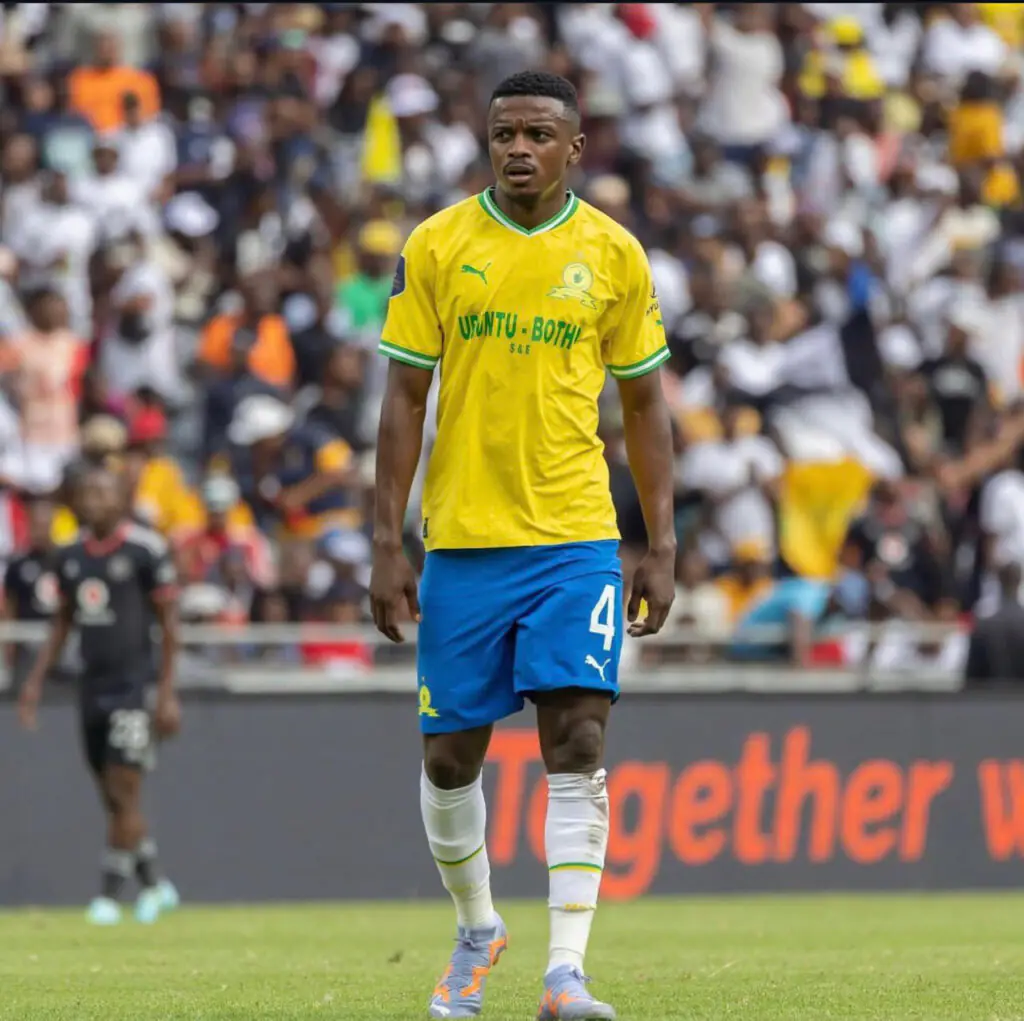 Teboho Mokoena milieu de terrain de Mamelodi Sundowns Man of the Match contre Polokwane City 2026